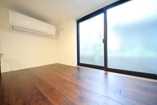 カラスヤマテラスNの物件内観写真