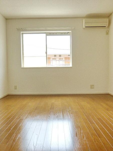 フレンドリーコートの物件内観写真