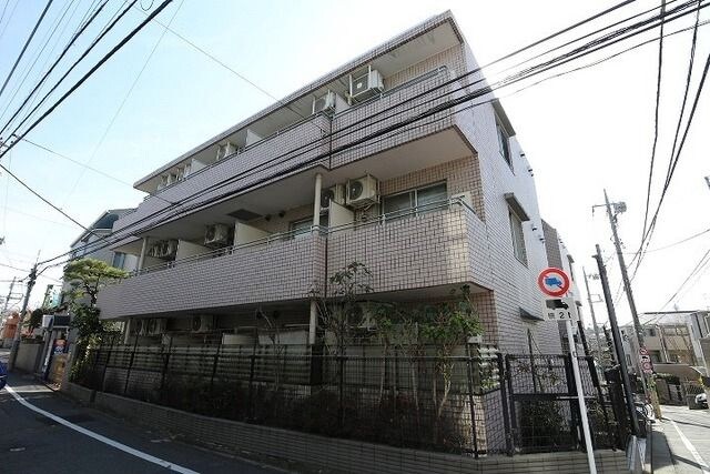 エスタ梅ヶ丘の物件外観写真