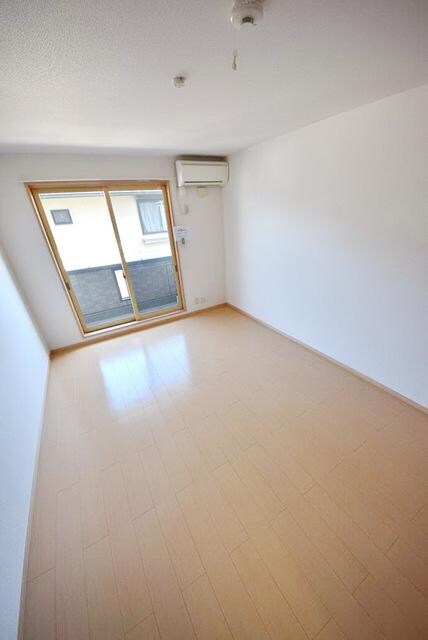 ソレーユ・トレビナの物件内観写真