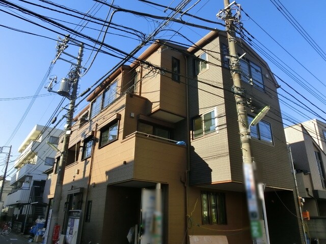 クレール経堂の物件外観写真