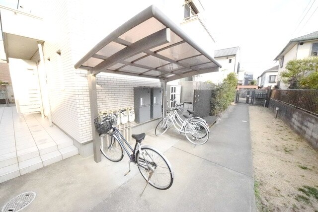 メープルツリーハウスの物件内観写真