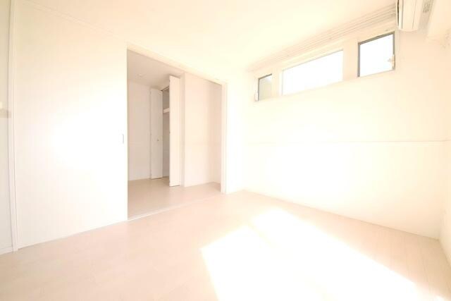 メープルツリーハウスの物件内観写真