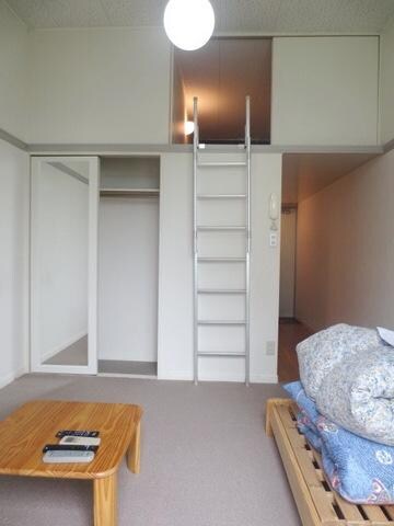 レオパレスＴ．ＨＯＵＳＥの物件内観写真