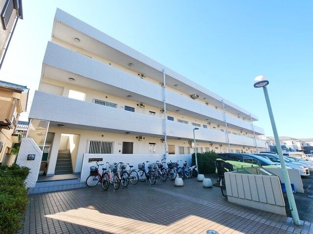 グリーンハイツの物件外観写真