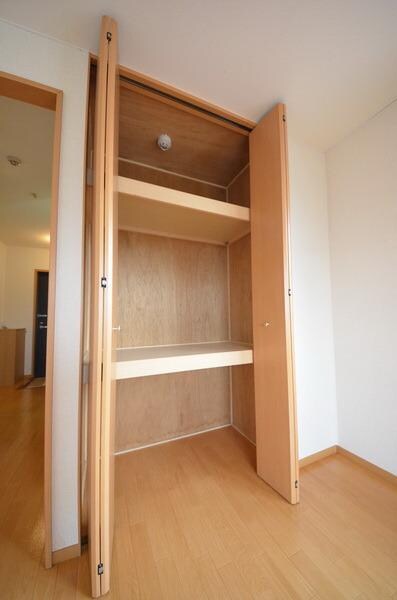 ドルフ国立の物件内観写真