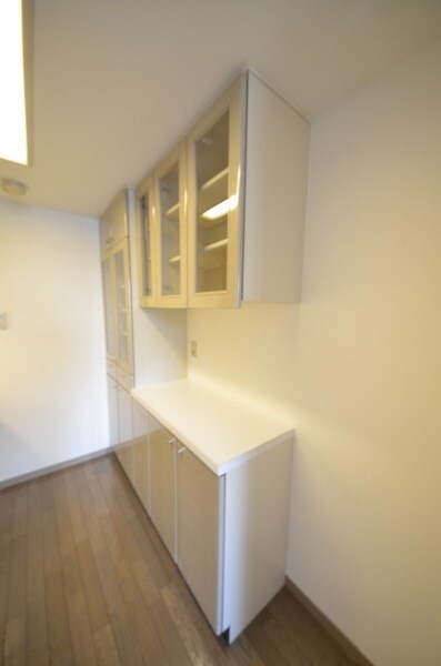 ＬＡＮＡＩ　ＧＲＡＣＥ　ＫＵＮＩＴＡＣＨＩの物件内観写真