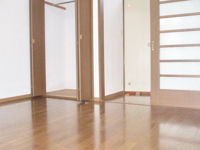 オークキャビンズ武蔵野の物件内観写真