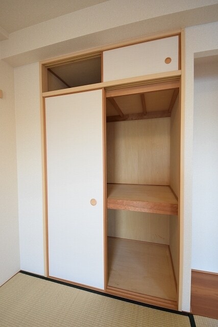 アーバンフラッツつつじヶ丘の物件内観写真