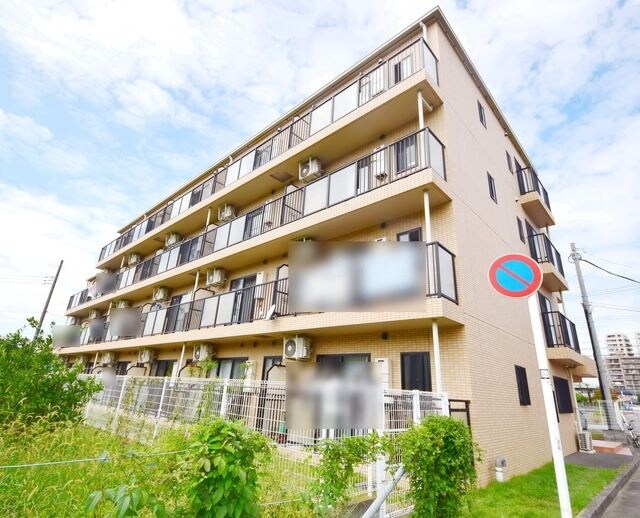 アルベールＦの物件外観写真