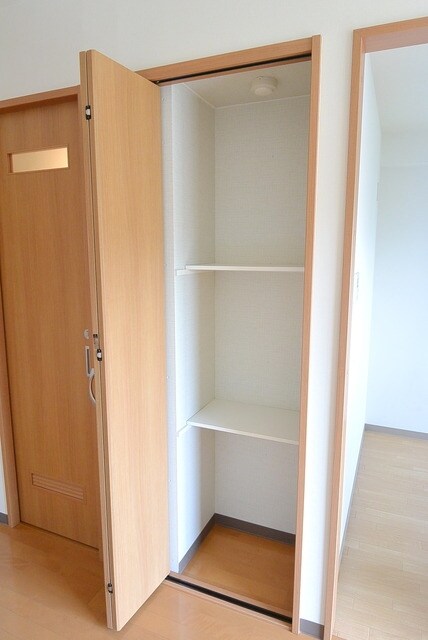 アルベールＦの物件内観写真