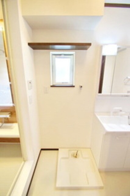 メゾンマリーチの物件内観写真