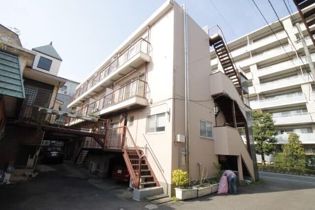 コーポラスエコーの物件外観写真