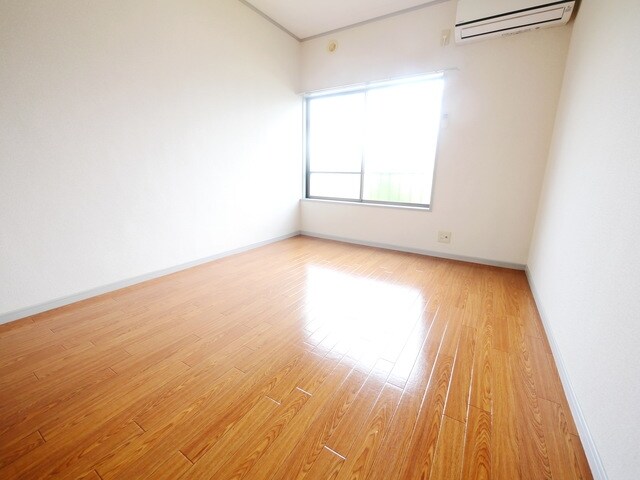 エステル堀之内の物件内観写真