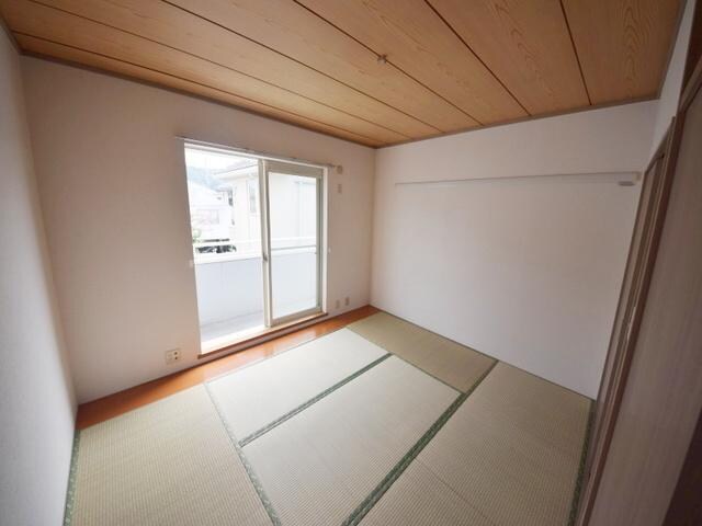 ブリージングタウン百草園の物件内観写真