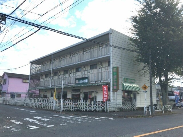 レオパレスフォーリスの物件外観写真