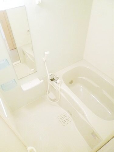 フラン・フィオーレＢの物件内観写真