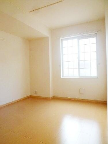 フラン・フィオーレＢの物件内観写真