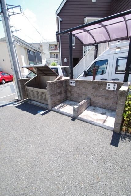 ラ・テールドゥ　の物件内観写真