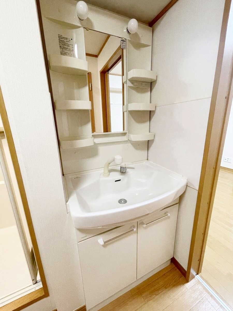 シャルムIIの物件内観写真