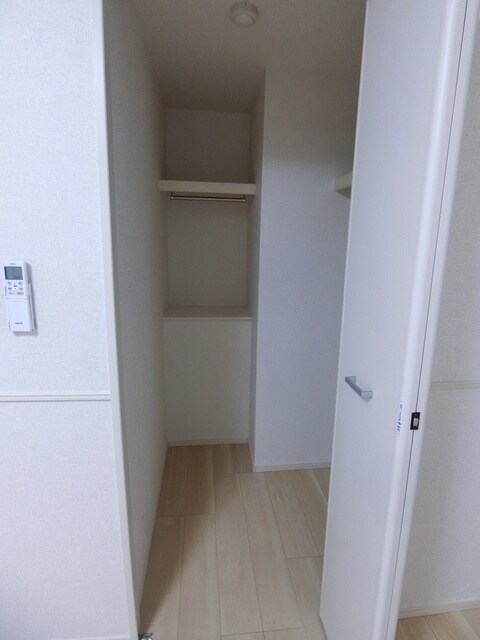 シュトラーレ　八日町の物件内観写真