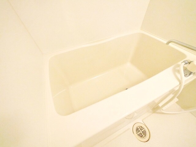 リヴェール石田の物件内観写真