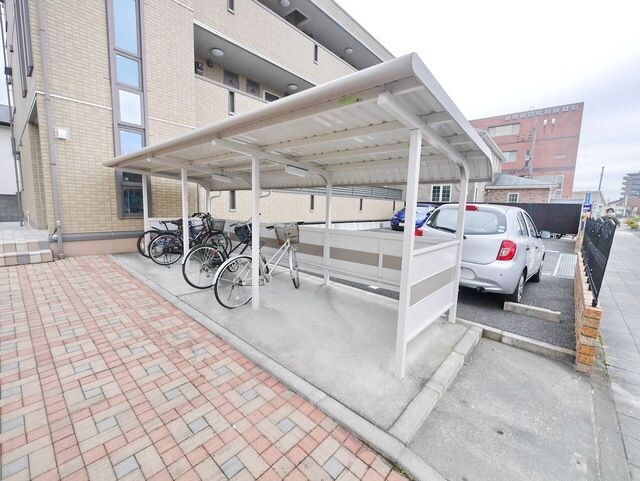 リヴェール石田の物件内観写真