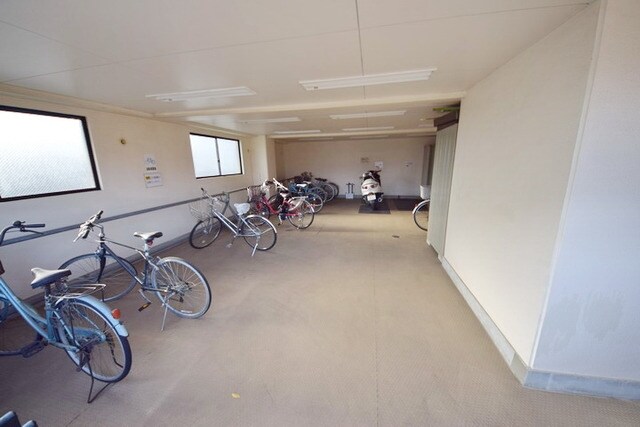 ウィングピュア壱番館の物件内観写真