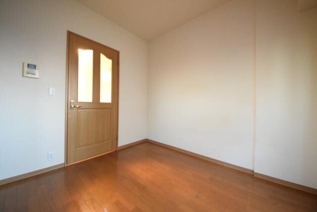 小室マンションの物件内観写真