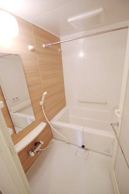 ロイヤルパークス若葉台の物件内観写真