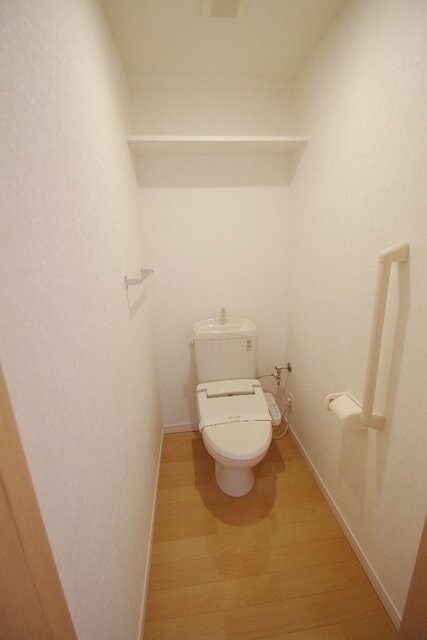 ロイヤルパークス若葉台の物件内観写真