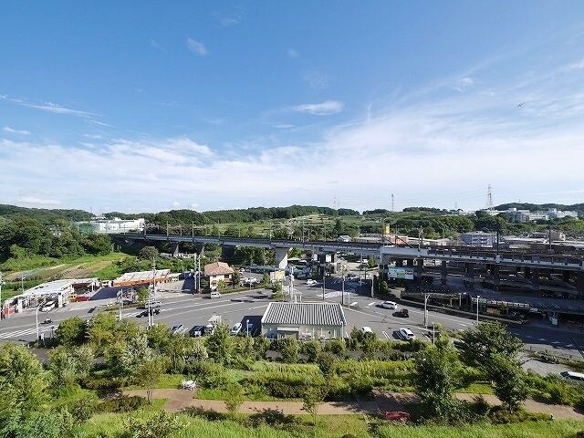 ロイヤルパークス若葉台の物件内観写真