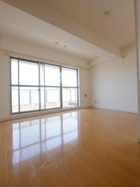 モンパルテの物件内観写真