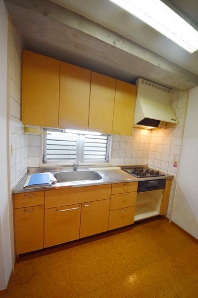 エルムコートの物件内観写真