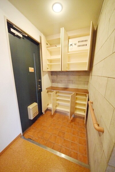 エルムコートの物件内観写真