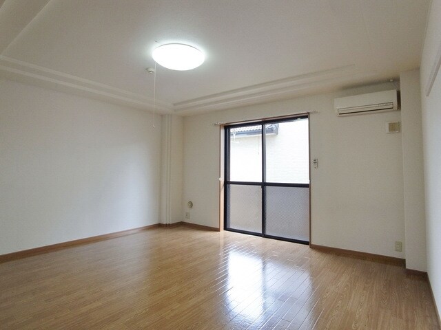 アランフェスの物件内観写真