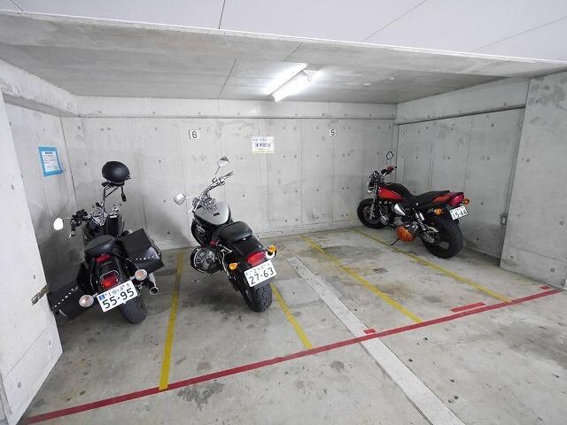 エーリフローレンスＢの物件内観写真