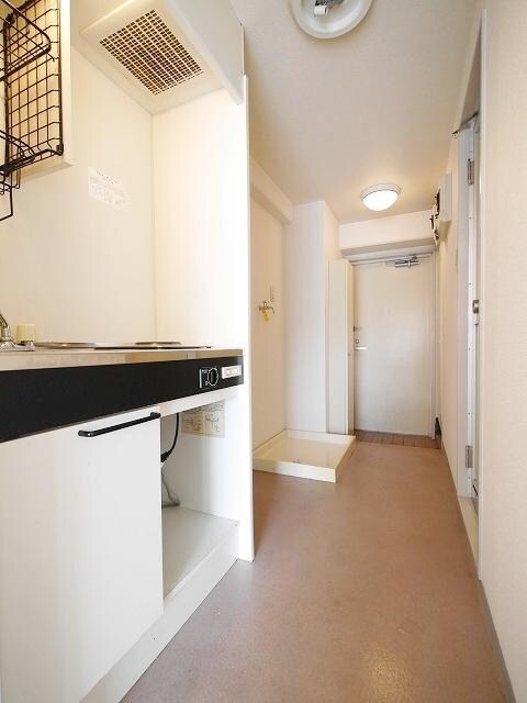 エーリフローレンスＢの物件内観写真