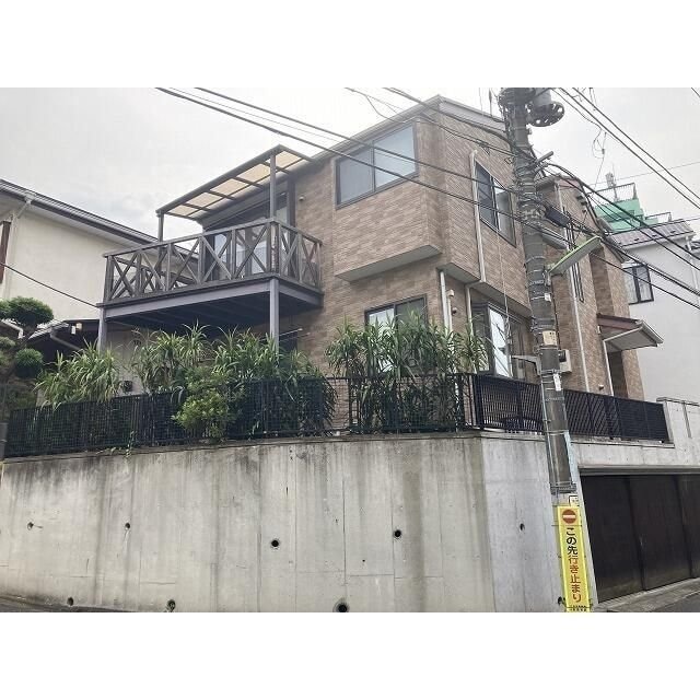 宮坂三丁目戸建ての物件外観写真