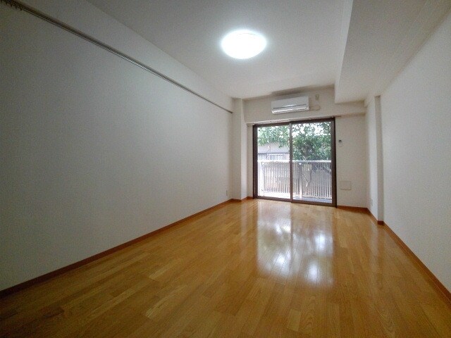 セカンド調布の物件内観写真