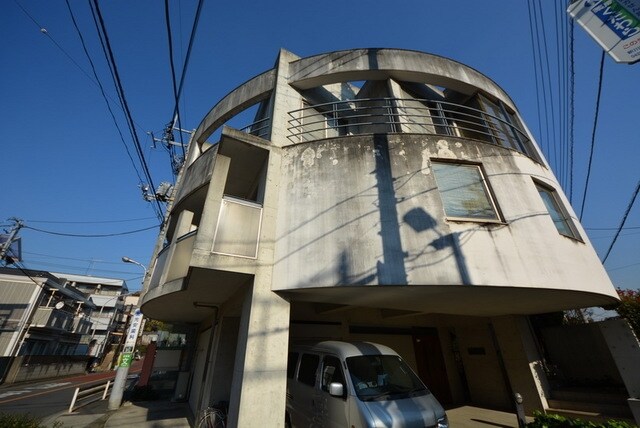 タピエスＲフラットの物件外観写真