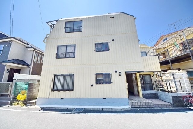 レナジア狛江の物件外観写真