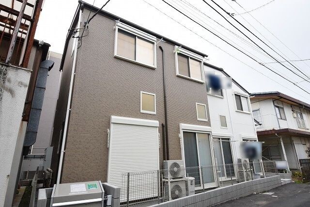 アザーレ調布の物件外観写真