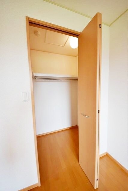 アムールシャンテ是政の物件内観写真