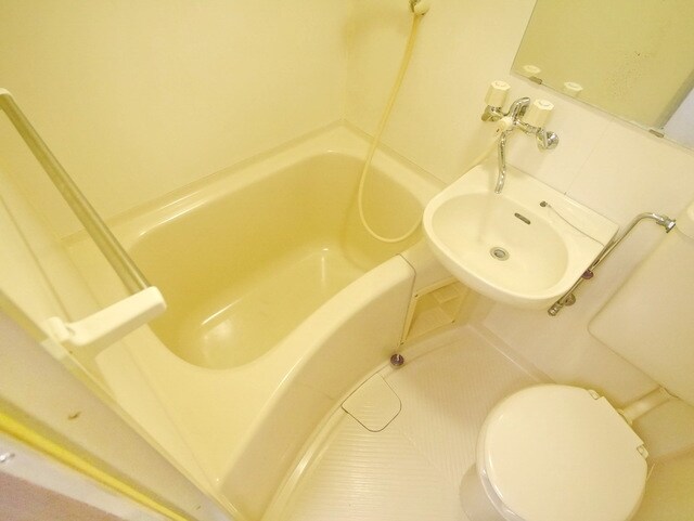 Ｌｉｆｅ　ｉｎ聖蹟の物件内観写真