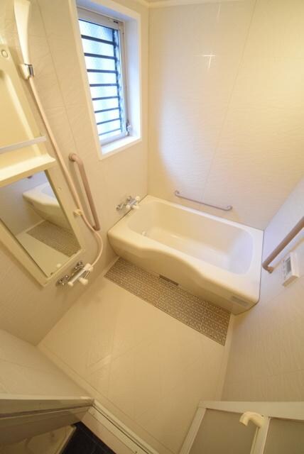 エルムコートの物件内観写真