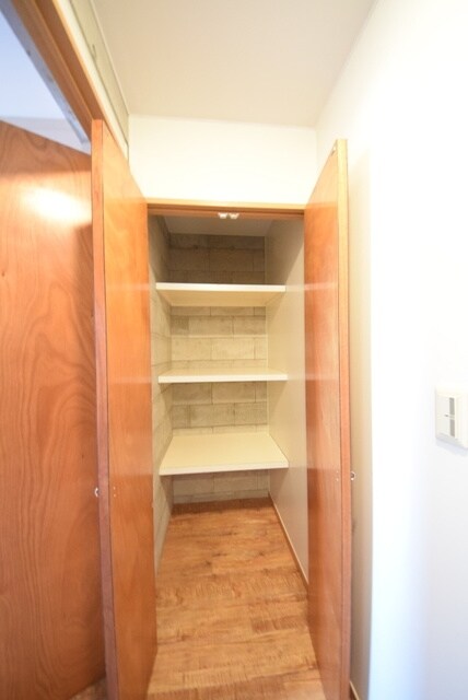 エルムコートの物件内観写真