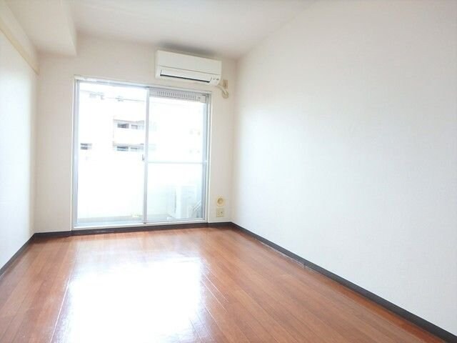 タッシ国立の物件内観写真