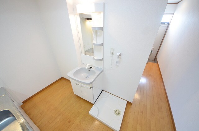 雅泉ハイツの物件内観写真