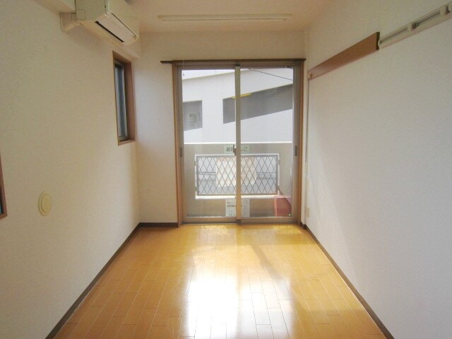 Ｄ１中河原の物件内観写真